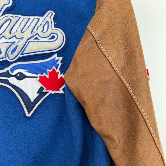 Roots Toronto Blue Jays Varsity - Picture 6 of 6